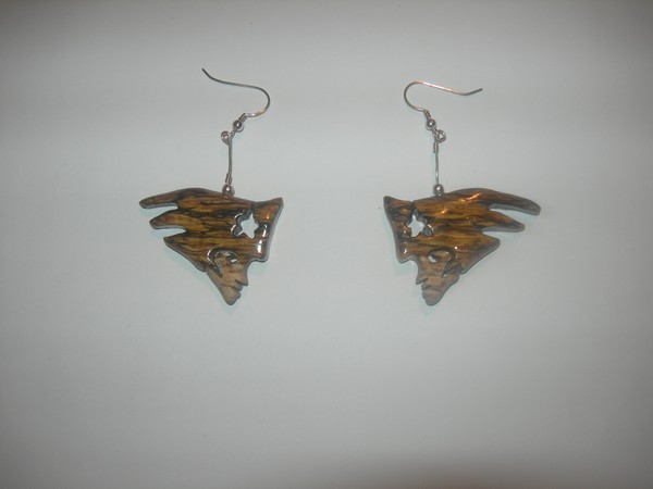 carved patriot earings