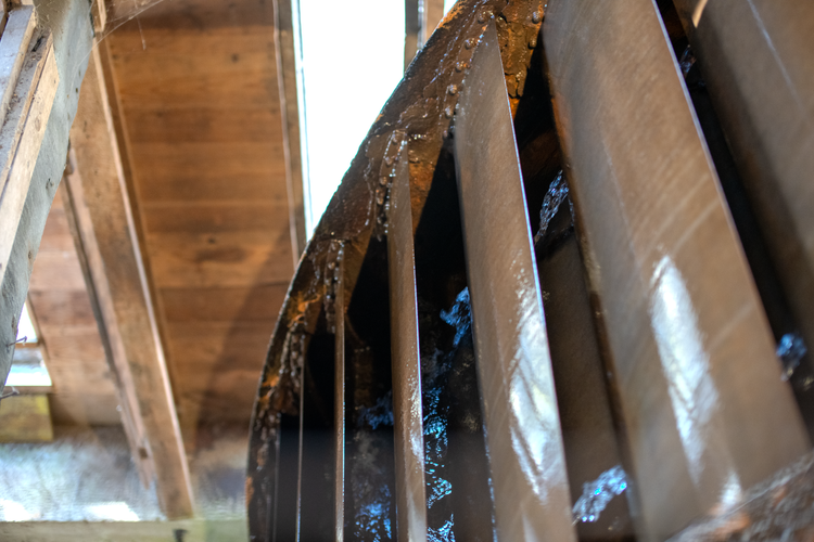 WaterWheel096