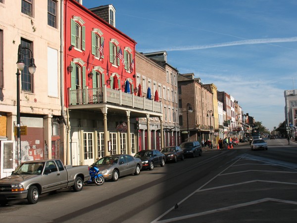 DECATER ST, FRENCH QUARTER, N/O