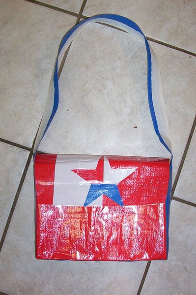 Duct tape messenger bag, americana