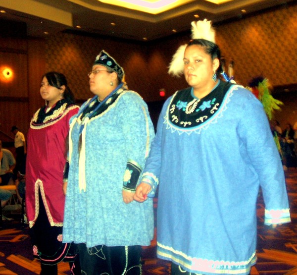 Tradtional Female Dancers
