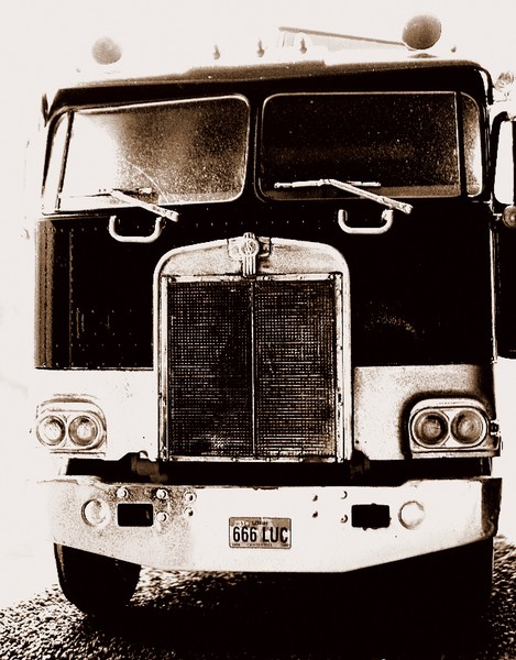 Kenworth K100