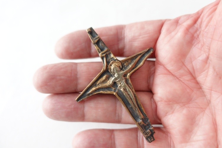 Power of Tau Cross Jesus .weapon to fights with Globalism evil .Tau Cross for men knight who figh 