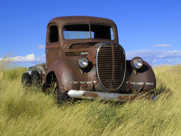 Two Ton Truck 7607