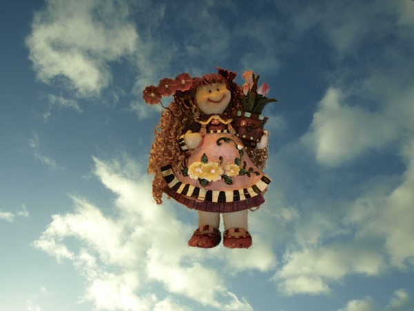Dolly dimple on cloud nine.
