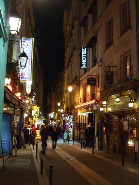 Cartier Latin - Paris