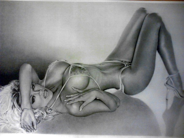 PAMELA ANDERSON