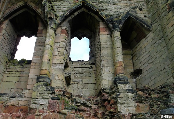 CASTLE REMAINS