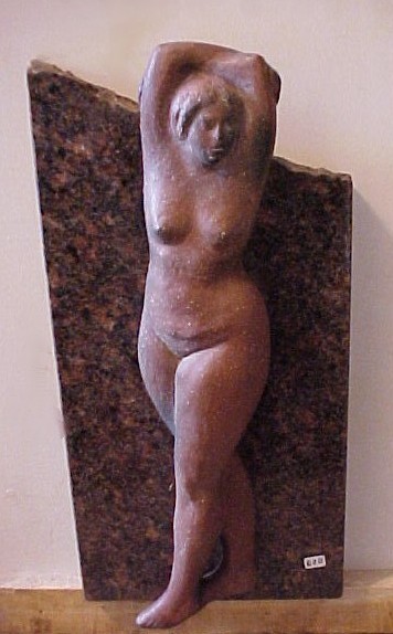 Woman Sculpture 3,000 Copyright 2005 Nini