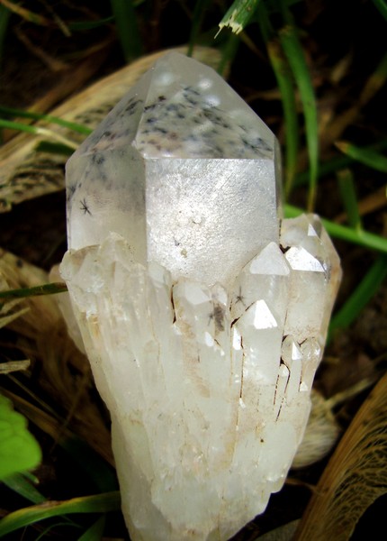 Madagascar Star Quartz charging