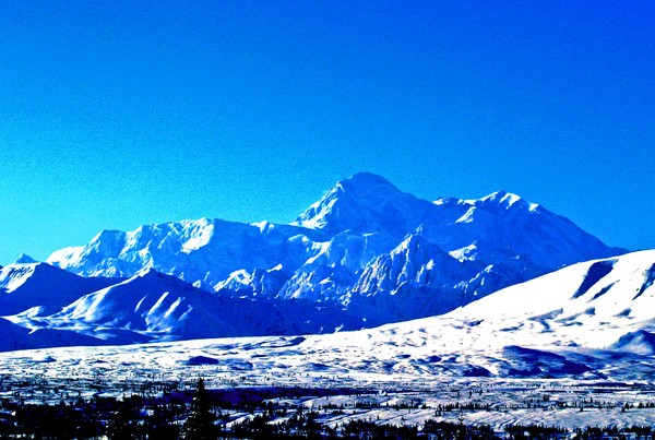 MT MCKINLEY IN FEBRUARY