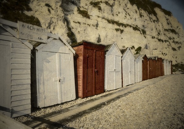 Beach Huts, Beer Beach