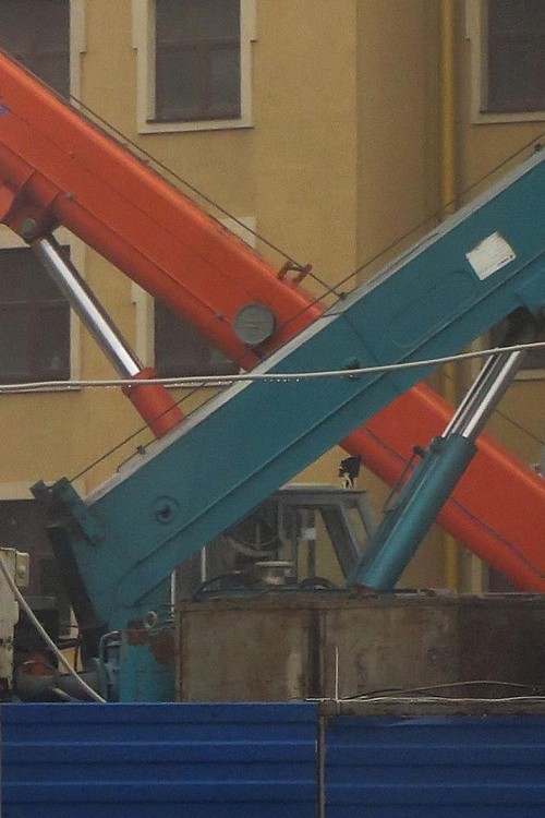 esthetics of lifting machines