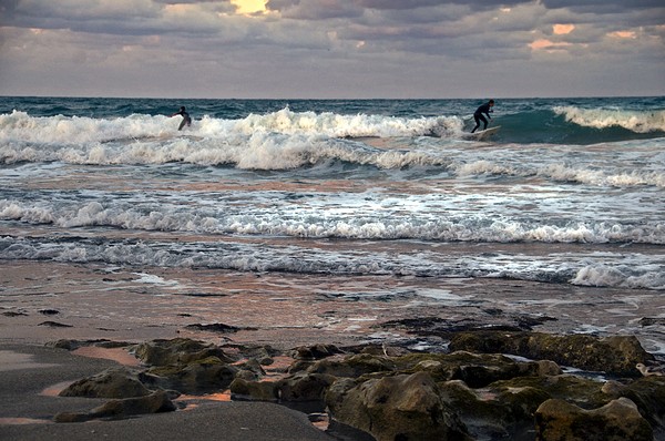 wave riders