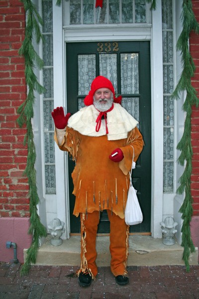 Frontier Santa
