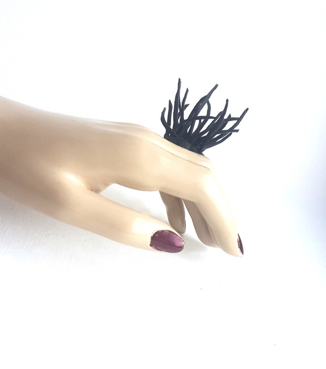 leather ring