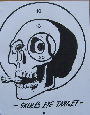 Skulls Eye Target