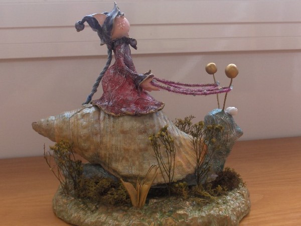 Happy Traveler & Magic Snail
