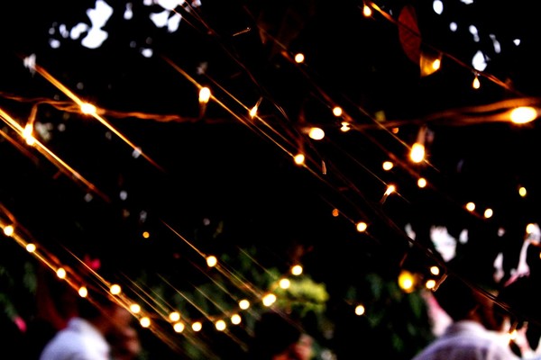 glitters
