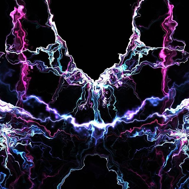 Electro chase
·
·
·
#art #digitalart #digital #artist #illustration #digitalpainting #digitaldrawing