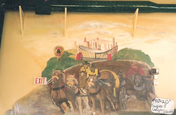 super 8 pool mural