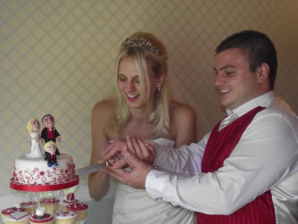 Cutting the cake
