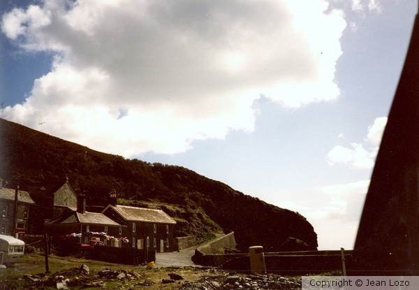 Housing near Seaside Launch, Cornwall, England