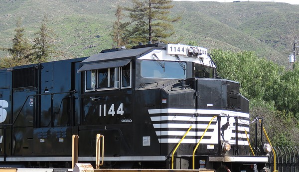 Front-end Norfolk  Southern