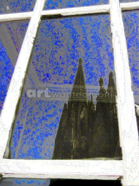 Cologne Cathedral (Kölner Dom) mirrored in window 