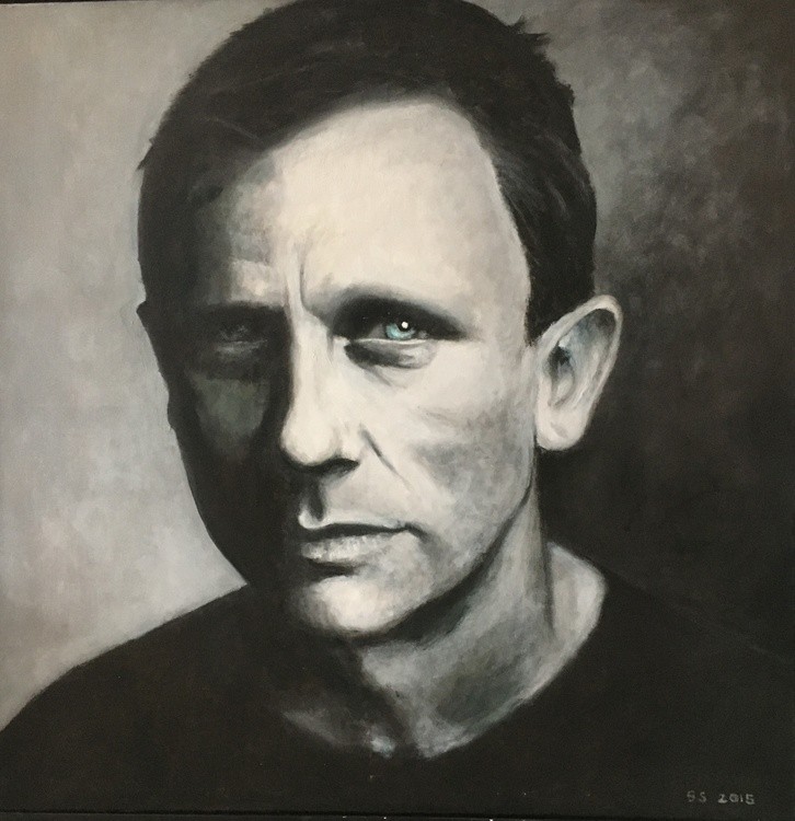 Daniel Craig