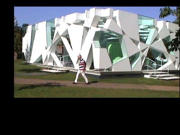 Serpentine Temporary Oasis (2)
