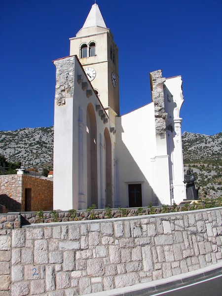 Church in Karlobag/Carlo Scirssa-Hrvatska/Croatia