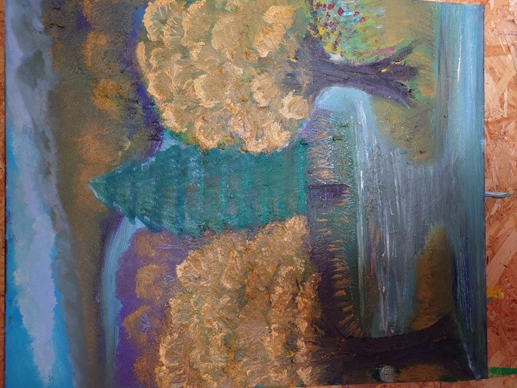 Golden trees of the rain forest 