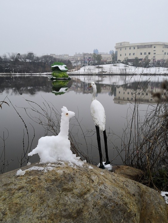 snow sculpture