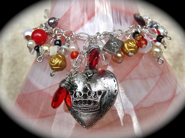 Queen of Hearts Bracelet