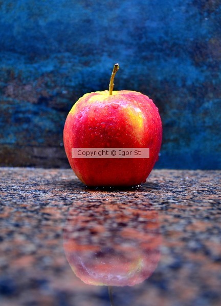  apple