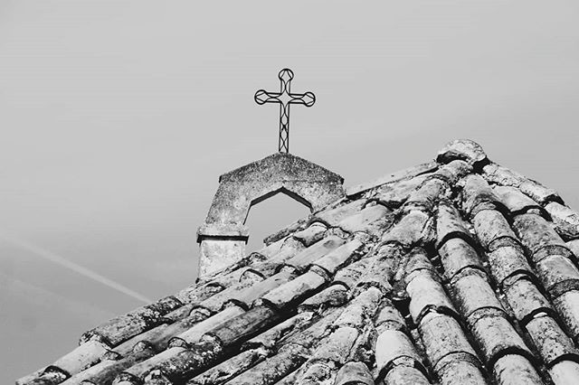 Big Godphotography photographer eyeem eyeemphoto bw bwphotography architecture church religion cross