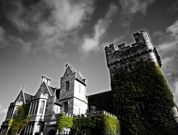 Clontarf Castle (Dublin Hotel)