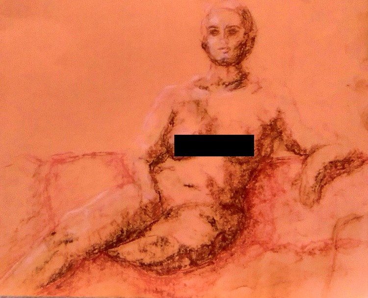 Lulu Cropped Seated Sketch