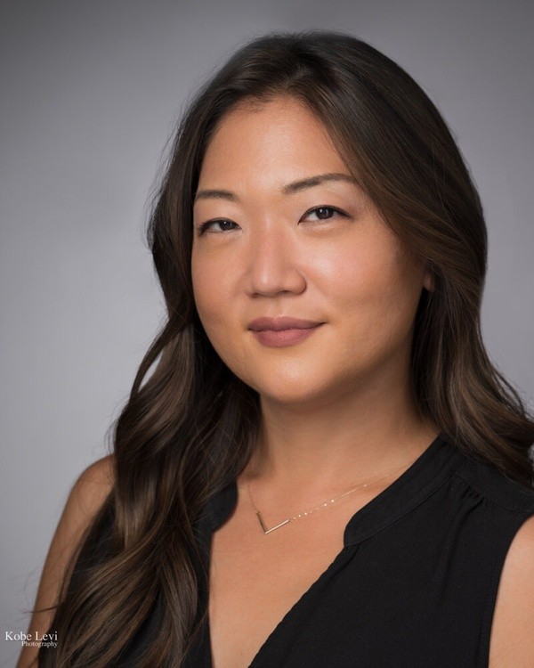 Anna+corporate+headshot