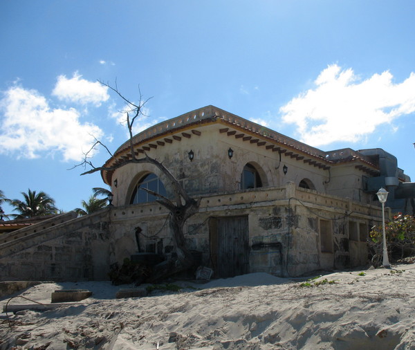 Old House In Varadero