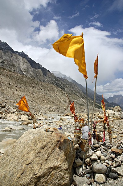 flags at gaumukh, gangotri glacier