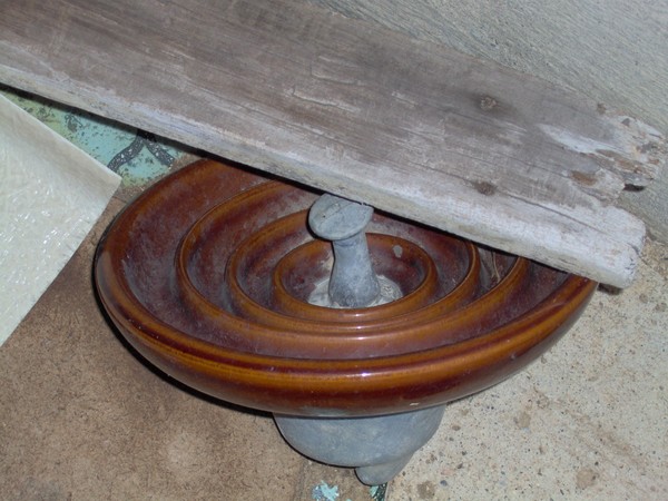 ceramic brown