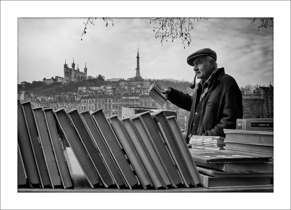 The bouquiniste