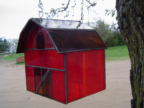Barn Birdhouse