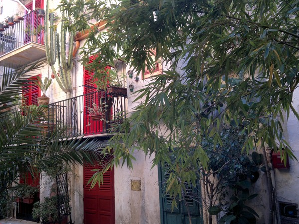 a street in sicily (monreale)