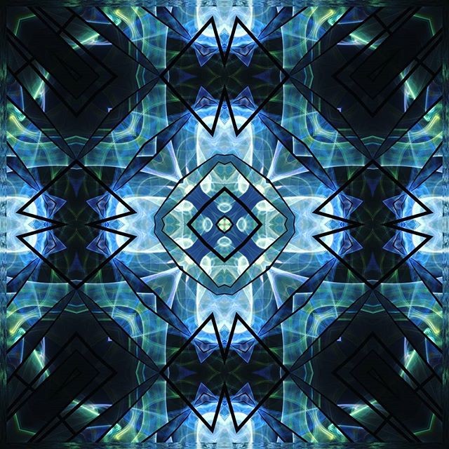 Digital playground 19-1-18-2
·
·
·
#art #digitalart #digital #artist #illustration #digitalpainting 