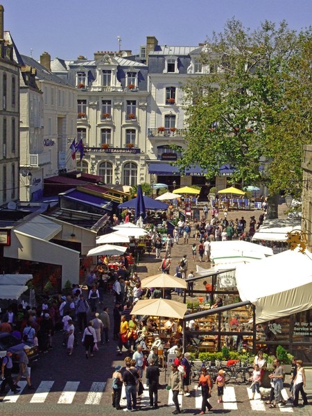 St Malo street scene.