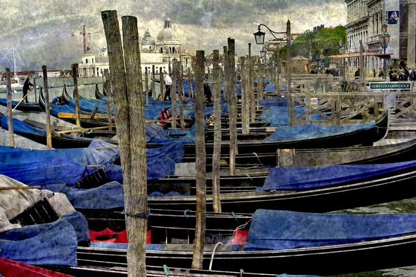 a cloudy day in Venice
