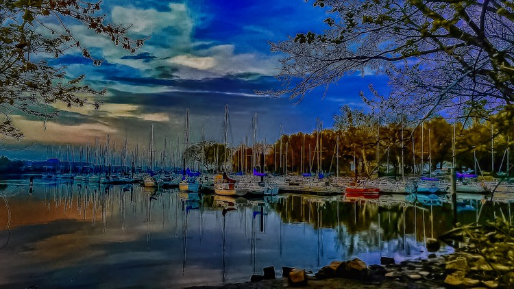 Dusk at the Marina 